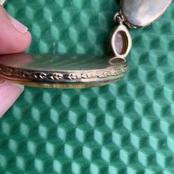 Monet residue flower necklace - Picture 6 of 7